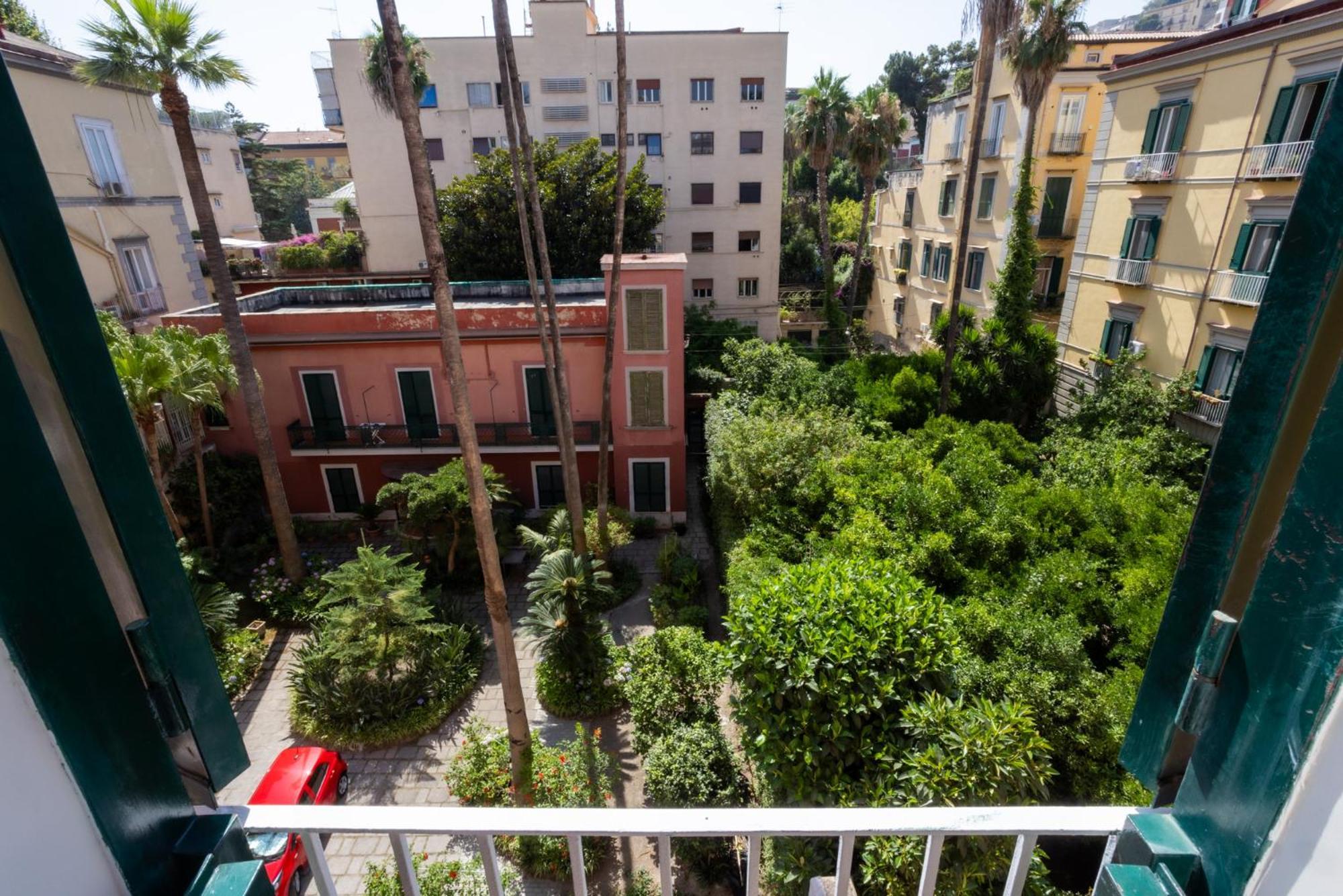 Hotel Don Vittorio A Chiaia Neapol Exteriér fotografie